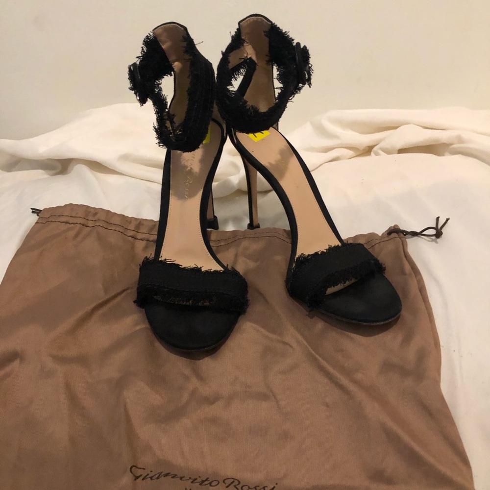 GIANVITO ROSSI FRAYED OPEN TOE HEELS